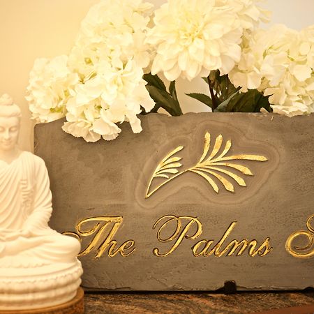 فندق كراون بلازا شيناي أديار بارك المظهر الخارجي الصورة The Palms Spa