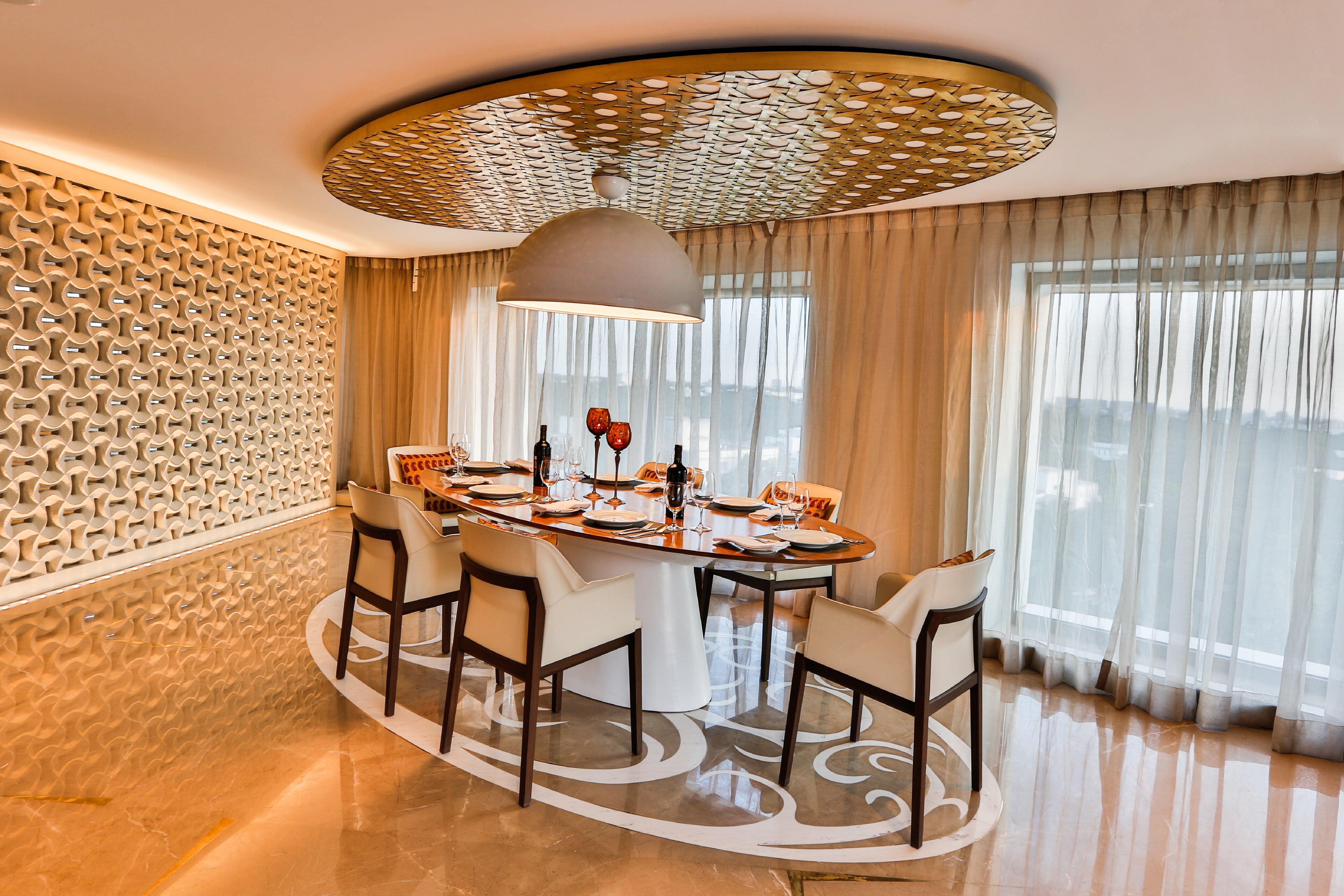 فندق كراون بلازا شيناي أديار بارك المظهر الخارجي الصورة A dining room