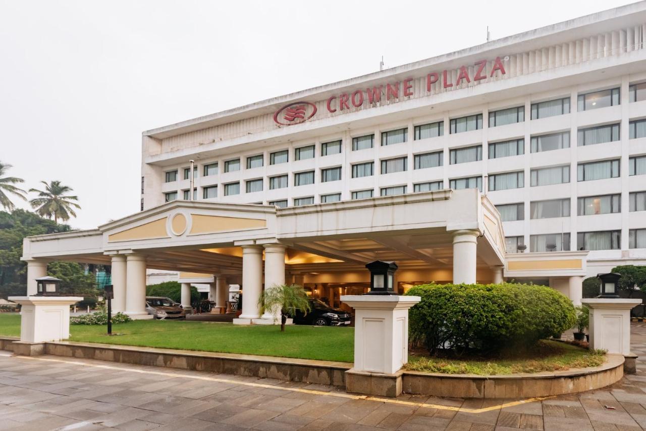 فندق كراون بلازا شيناي أديار بارك المظهر الخارجي الصورة The hotel in 2011