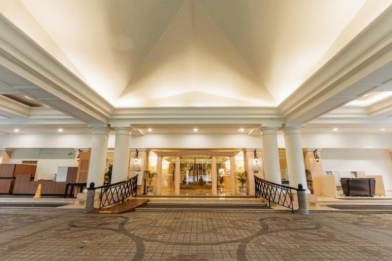 فندق كراون بلازا شيناي أديار بارك المظهر الخارجي الصورة The lobby of the hotel