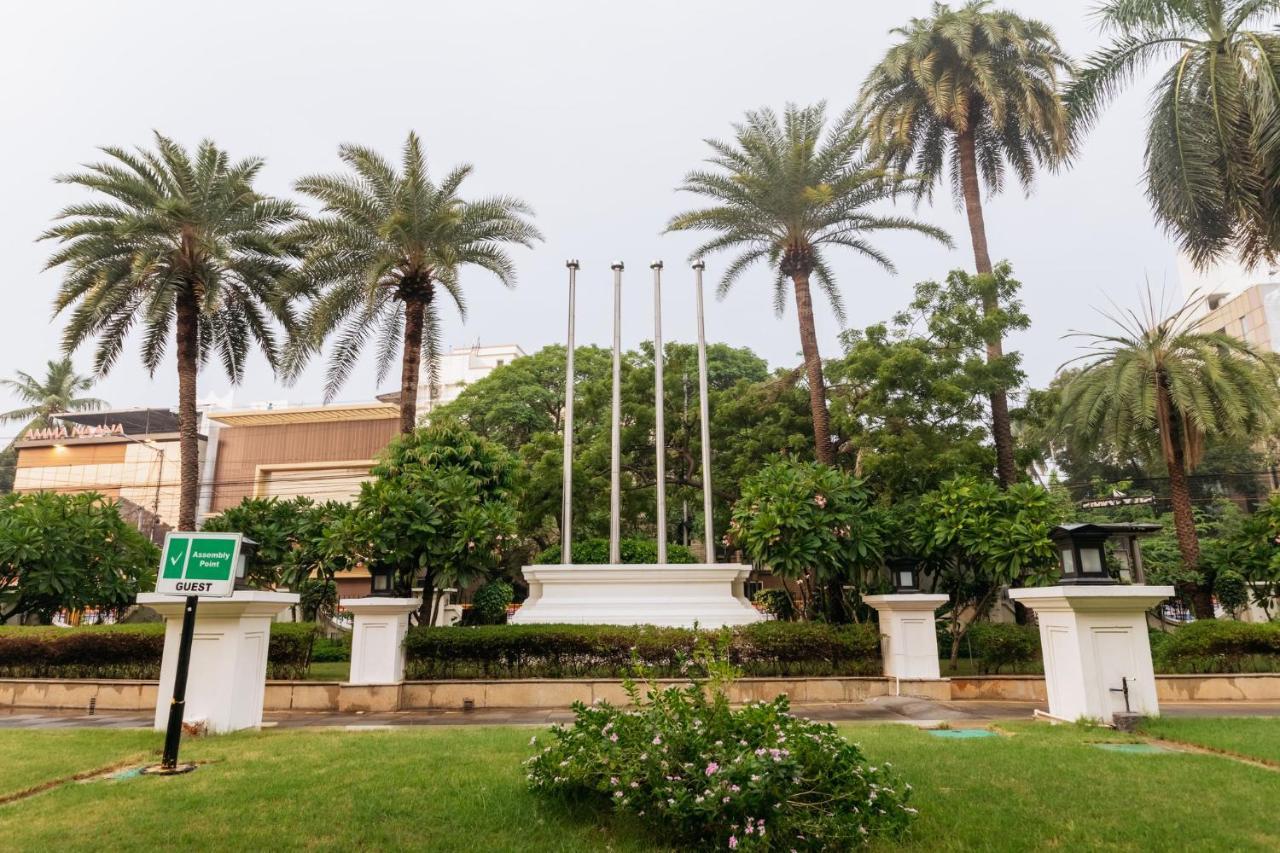 فندق كراون بلازا شيناي أديار بارك المظهر الخارجي الصورة The University of Hail